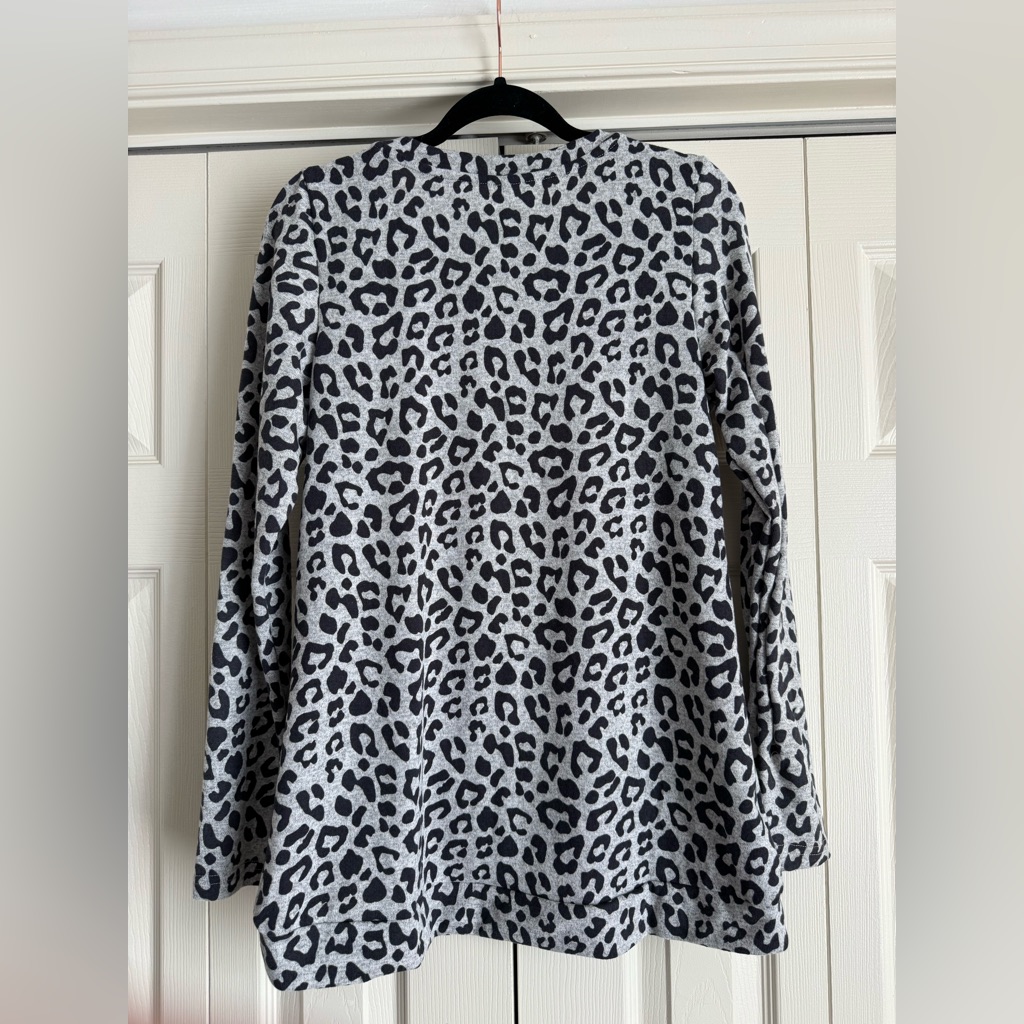 Nwt Latched Mama Long-Sleeve Nursing Top Size Large — image 5 of 7
